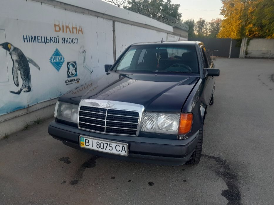 Mercedes-Benz e230