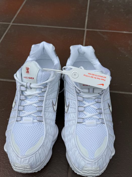 Nike shox białe  44 (28,5)rozmiar