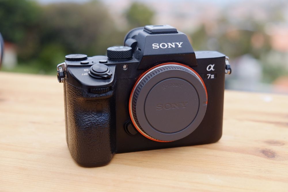 Sony A7iii com caixa