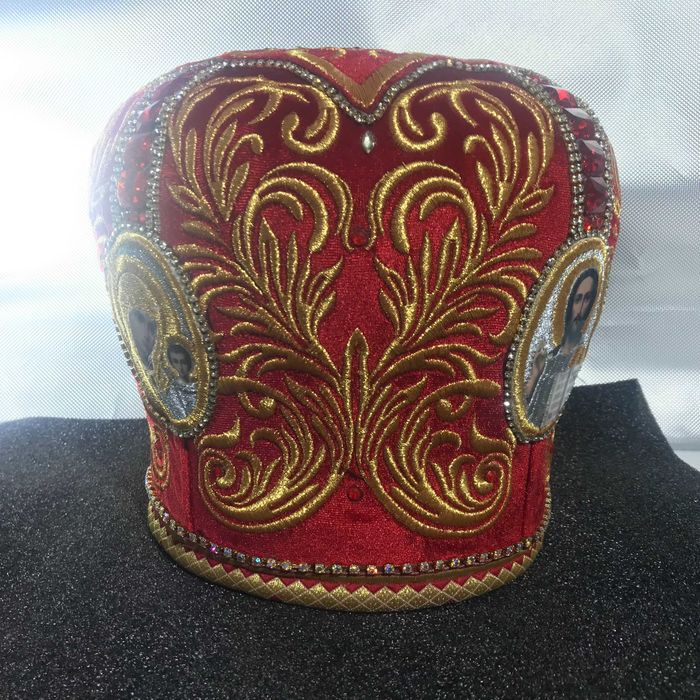 Мітра нова для священика