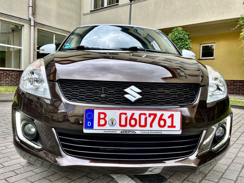 Suzuki Swift 1.3-94KM-LIFT-30JahreEdit-Alu16+ZIMA-Tempo-CLIMA-isofix-LEDY-KsSERWIS