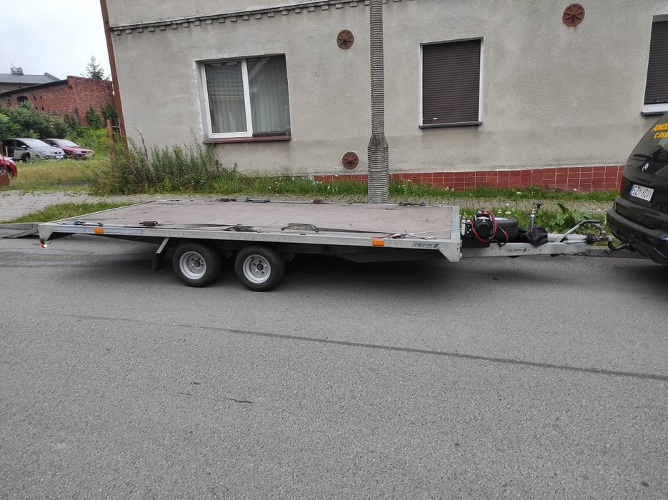 Wynajem lawety 2m, 4m, 5m, przyczepy towarowe