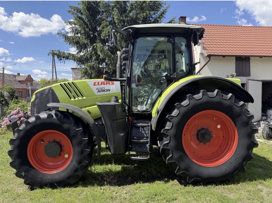 Claas Arion 630 Przedni podnośnik, super stan