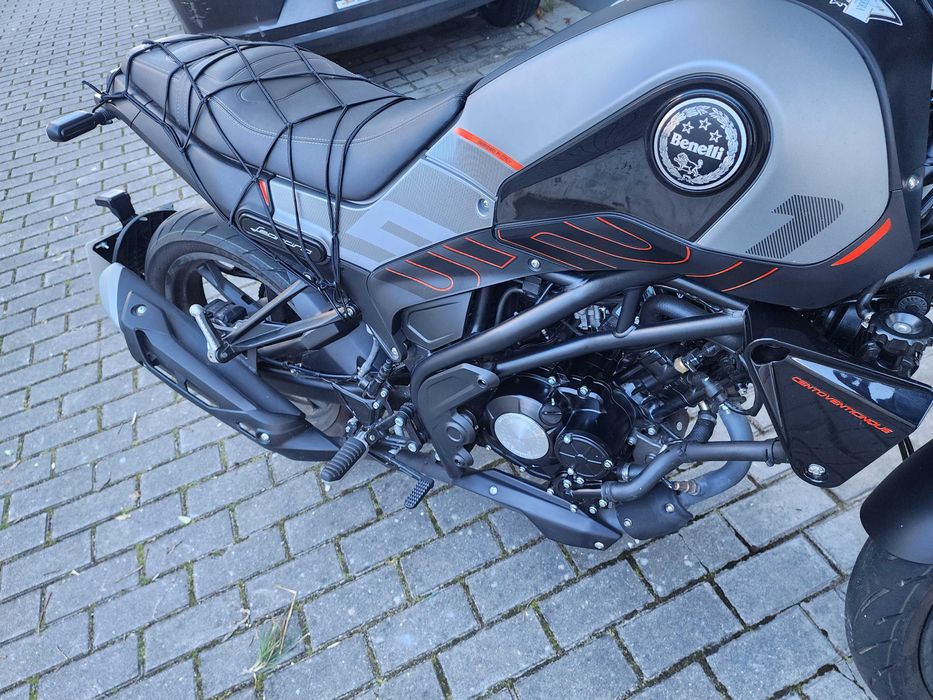 Mota Benelli Leoncino 125