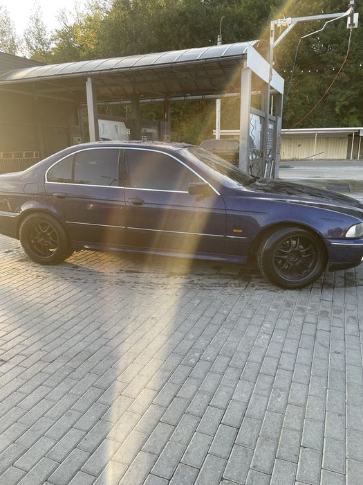Продам BMW E39 2.5 TDS