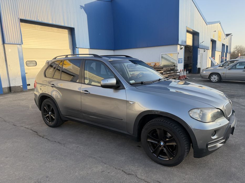 BMW x 5 3.5 lekko ryśnięte
