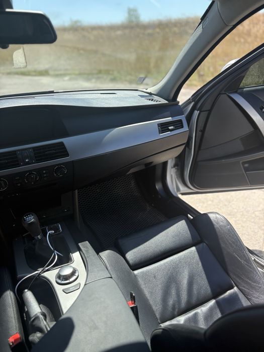 Продам хорошу BMW e60