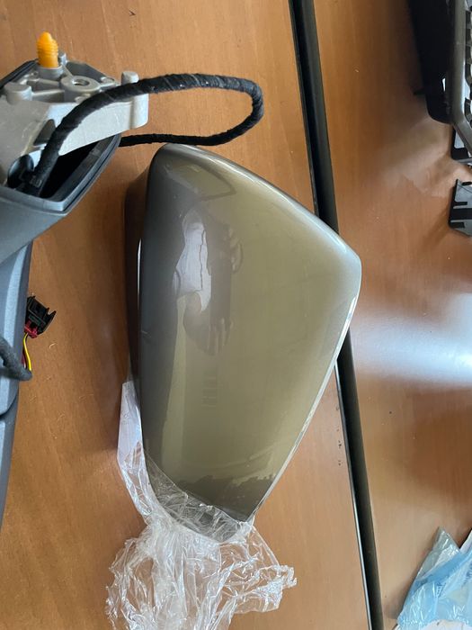 Деталі дзеркала Volkswagen ID4 ID6 будь-які запчастини