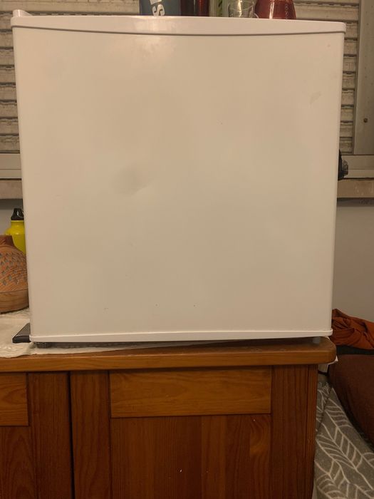 Frigobar super conservado