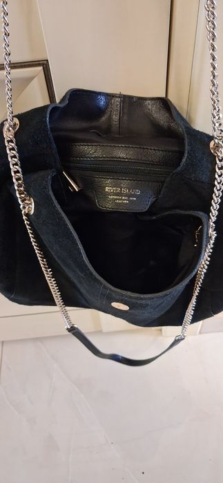 Натуральный замш River Island