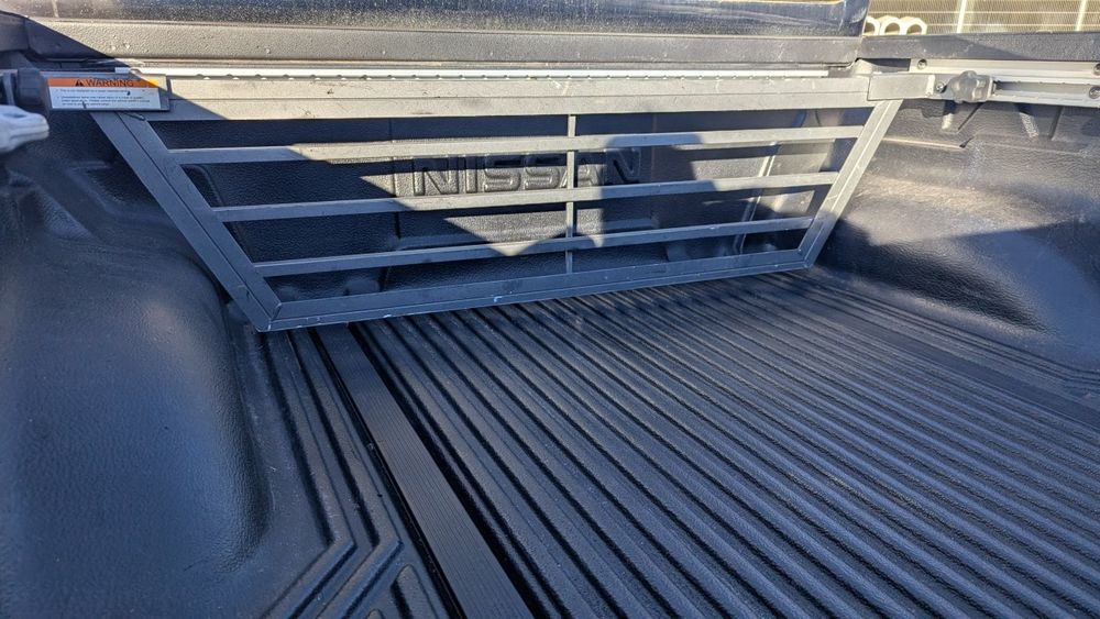 Separador de Carga -  Nissan Navara