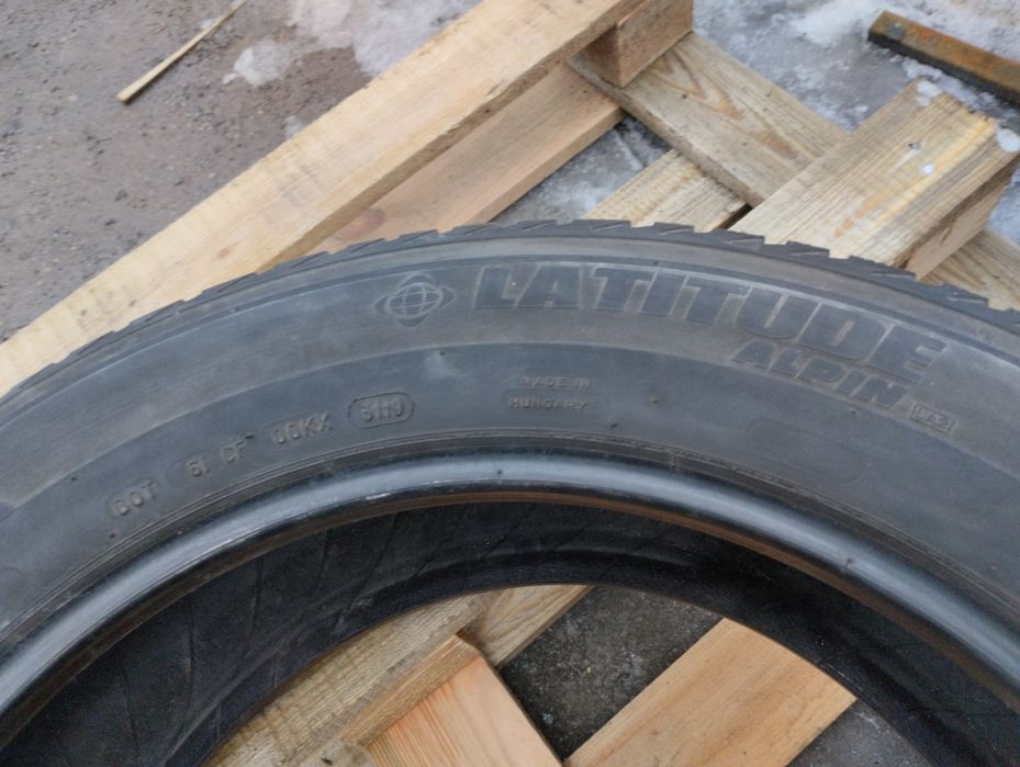 Шина 255/55/20 Michelin Latitude alpin одиначка