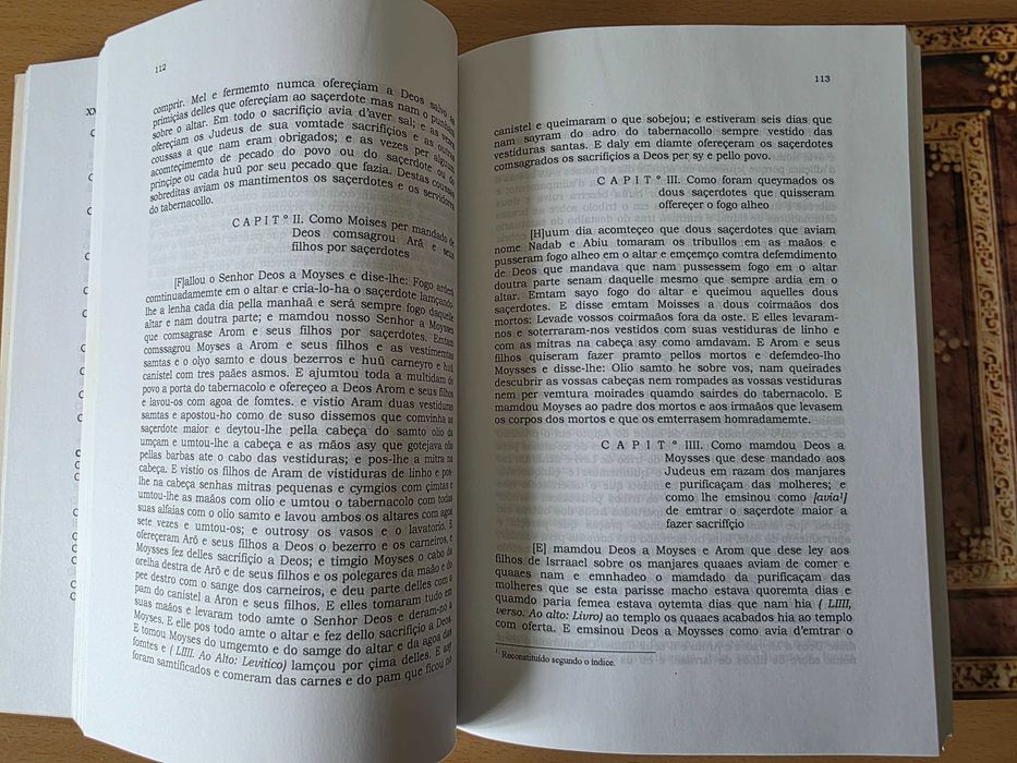 2 volumes da "Bíblia de Lamego", ed. de J. Mendes de Castro
