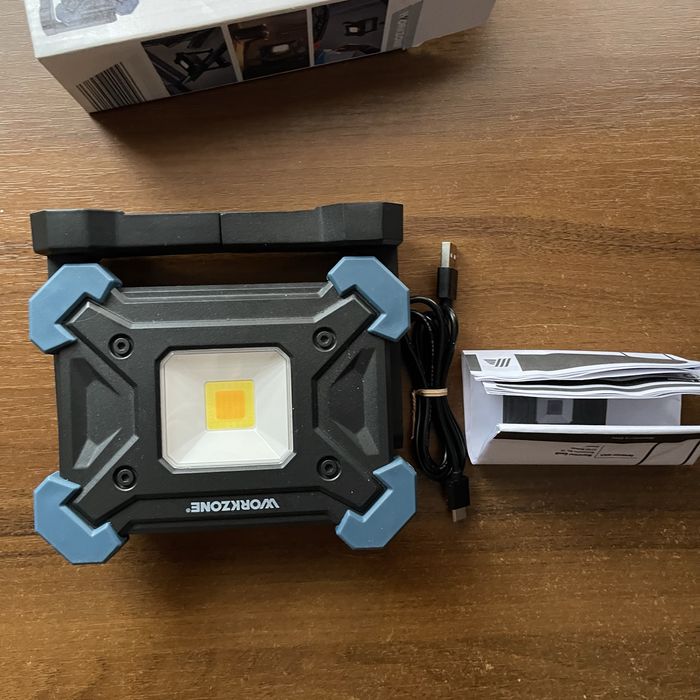 НОВИЙ прожектор Workzone - німецька якість