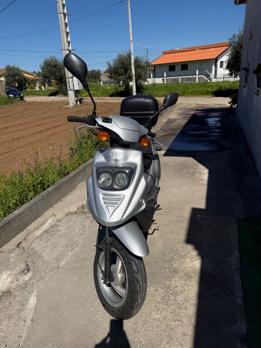 Scooter em bom estado