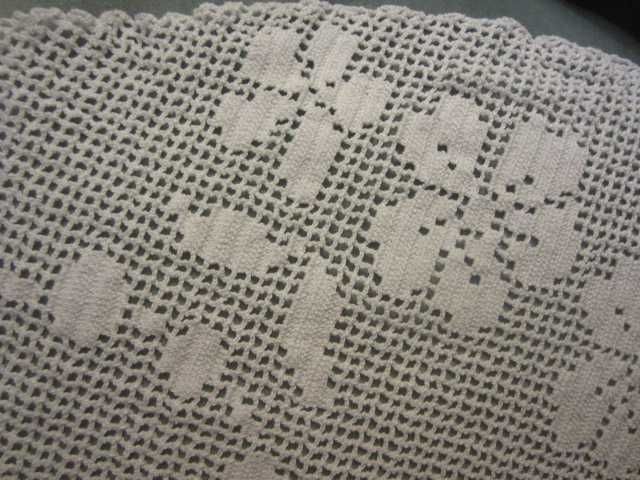 Rendas Fininhas Antigas - Naperon