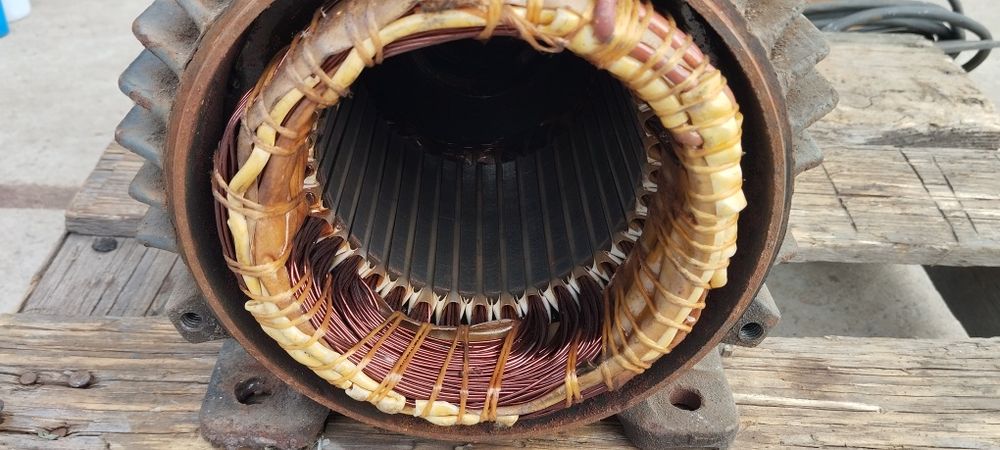 Электродвигатель єлектродвигун электромотор 3квт 1500об