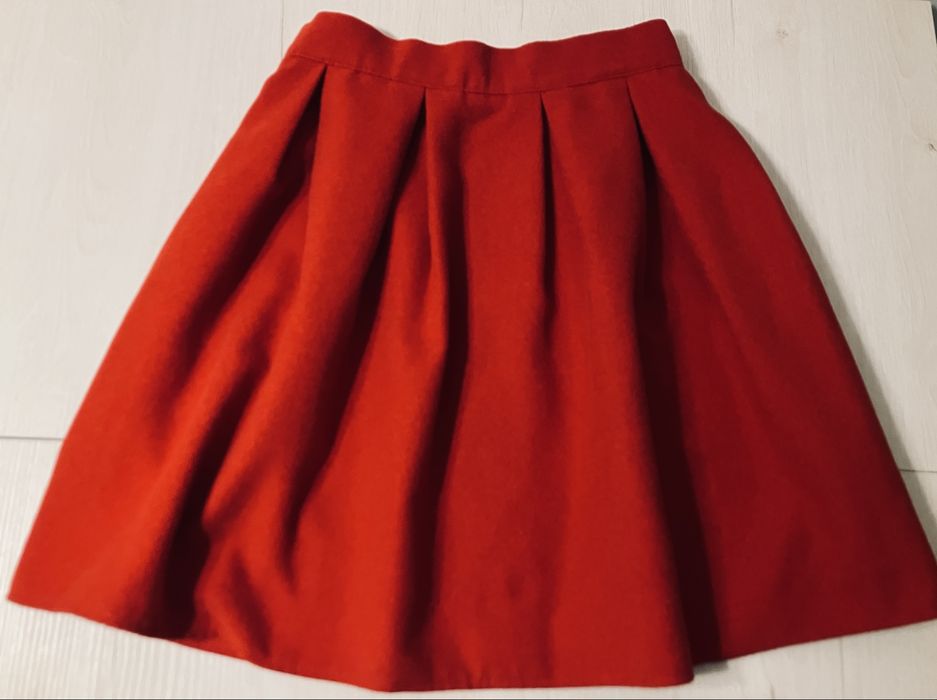 Czerwona spódnica damska rozm. 34