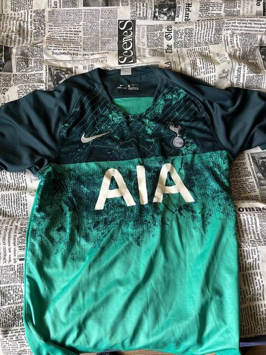 Футбольна футболка тотенхем