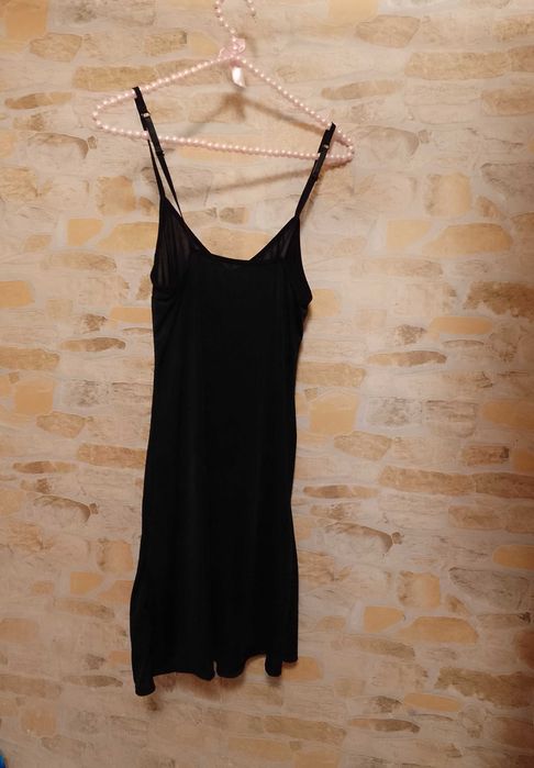 (40/42) (L/XL) Czarna halka pod sukienkę z Londynu