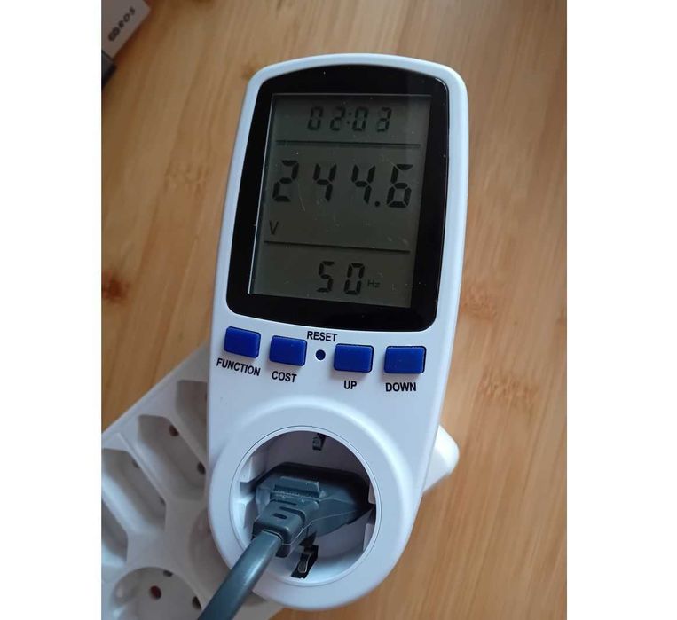 Medidor de consumo de energia Multi-funções 3680W 16A