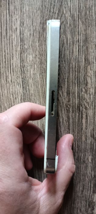 iPhone 4 на запчастини