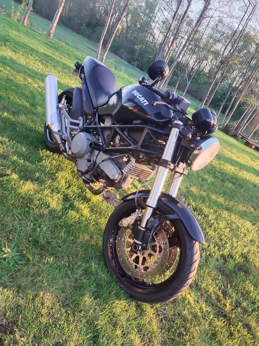 Motocykl Ducati monster 800 i.e dark naked, cafe racer