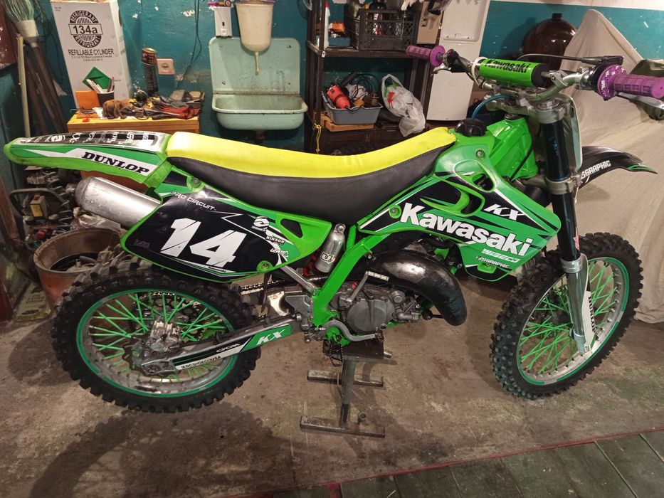 Продам кавасаки кх125