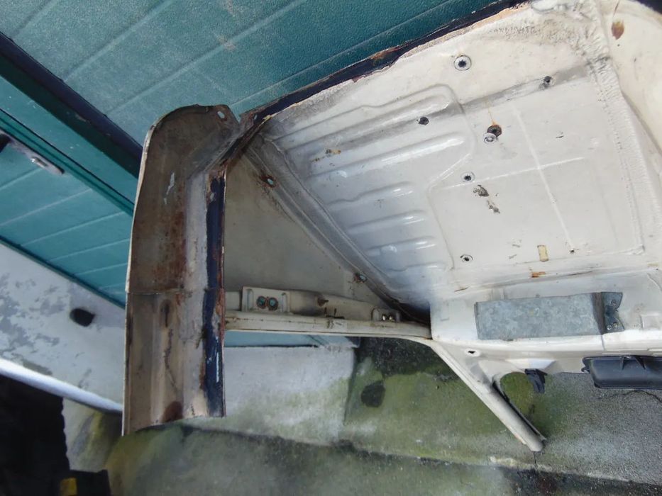 Renault 4F frente chapa " usado em bom estado