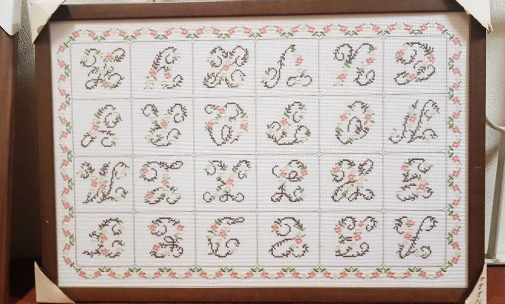 Quadro de ponto cruz do abecedário