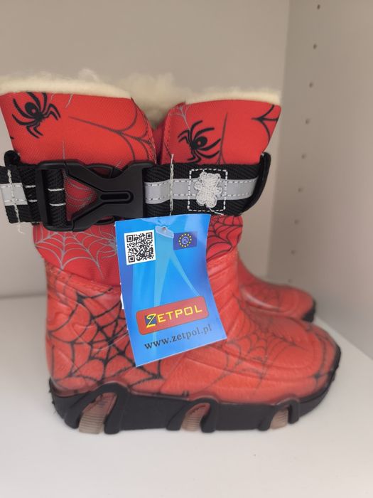 Nowe Śniegowce ocieplane rozmiar 25/26