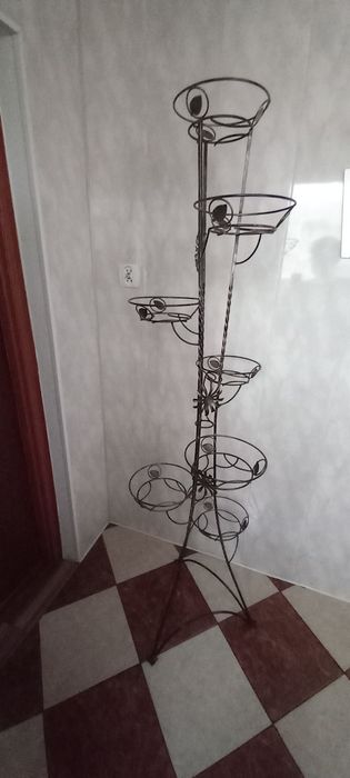 stojak na kwiaty