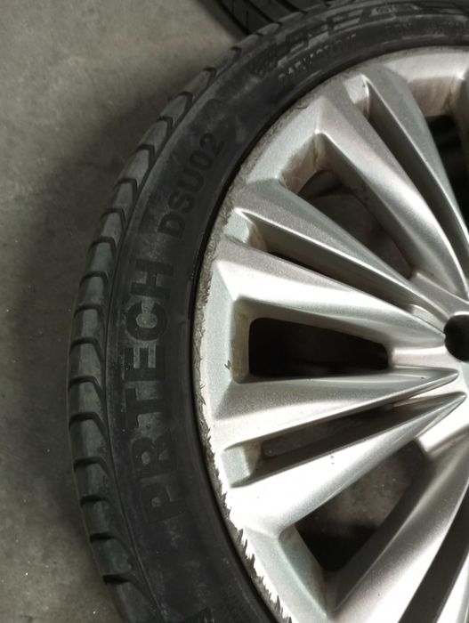 44 - Jantes Jaguar XF 245/40R19 com pneus 5*108 original