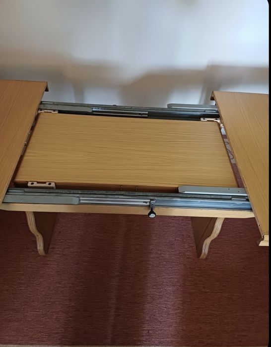 Sprzedam stół rozkładany