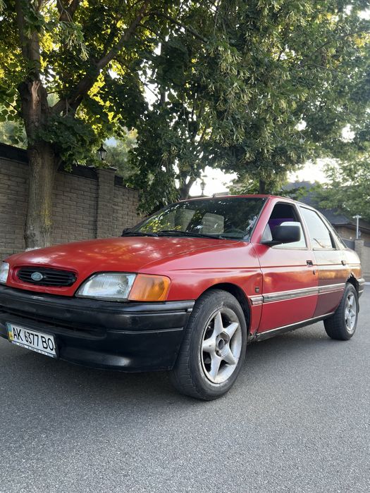 Продам Ford escort