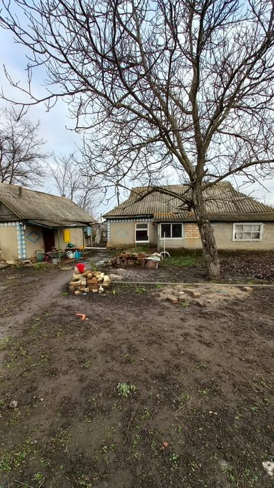 Продам будинок в селі
