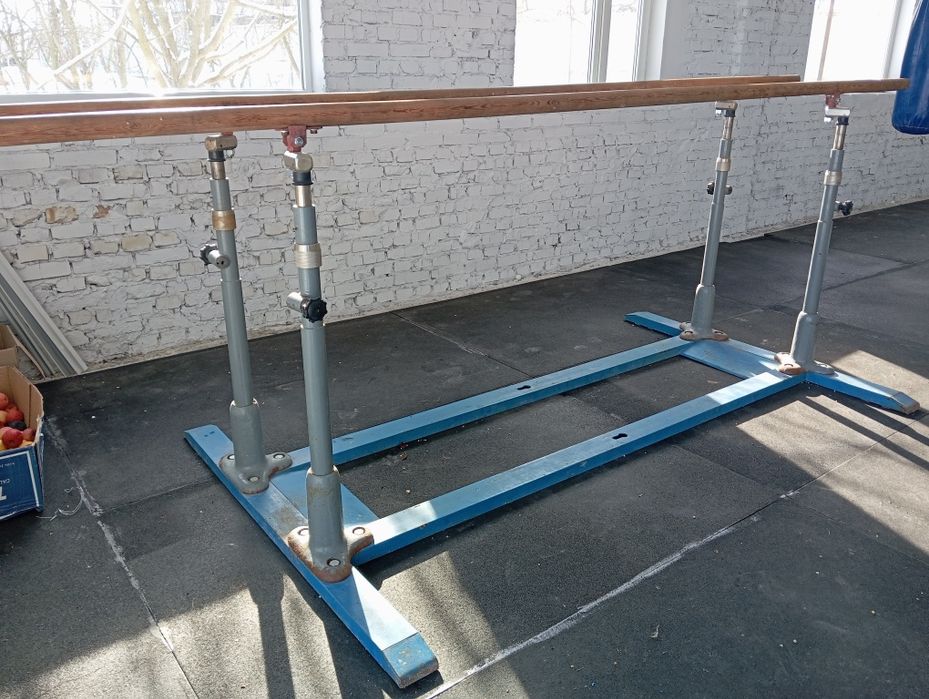 Бруси гімнастичні брусья нові