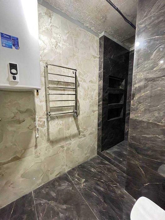 Продам  квартиру з ТЕРАСОЮ в новобудові поруч ЦЕНТРУ