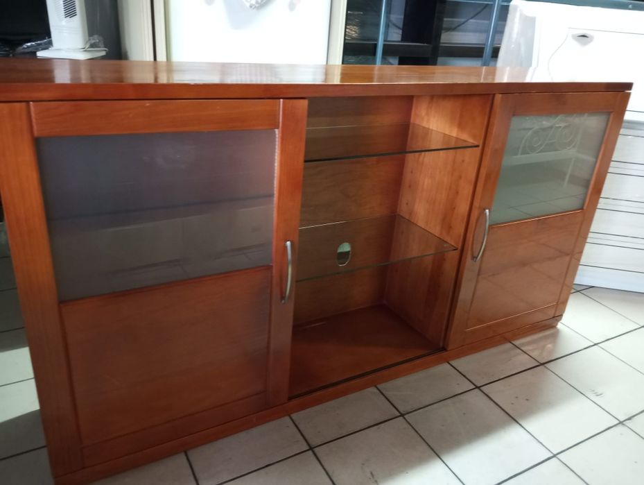 Aparador em Madeira Pinho