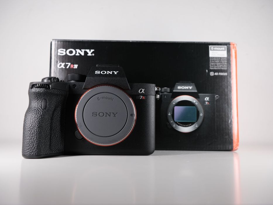Sony A7R IV (a7r mark 4/ a7r m4 ) нова  + гарантія / без передоплат