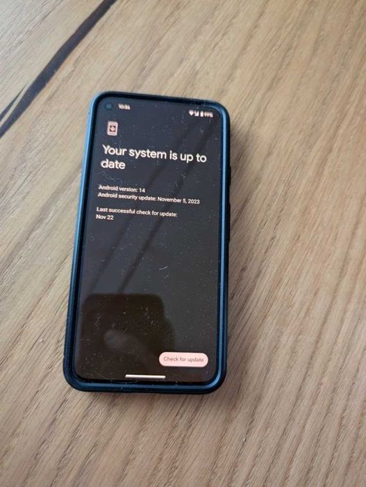 Google Pixel 5: 8/128GB (Android 14) + 3x Etui (Spigen, MagSafe)