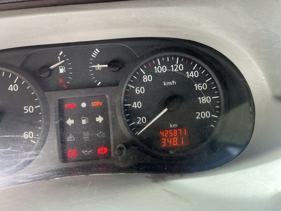 Renault Trafic a circular diariamente