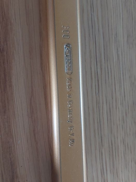 KS Tools przecinak płaski do metalu – solidne dłuto warsztatowe