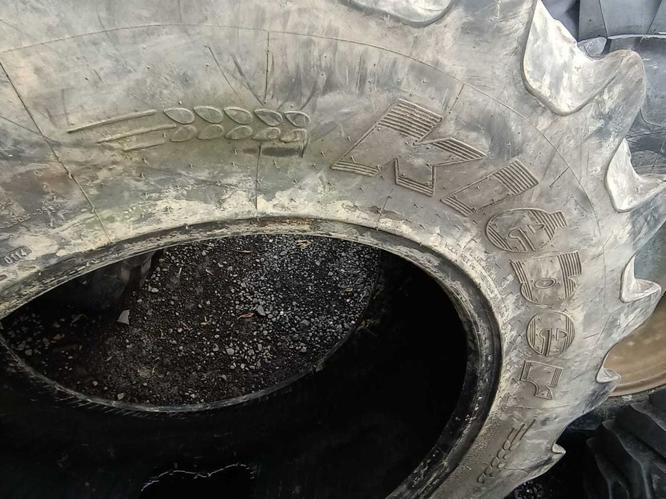 Opona rolnicza 420/85R28 Kleber Traker 16.9R28