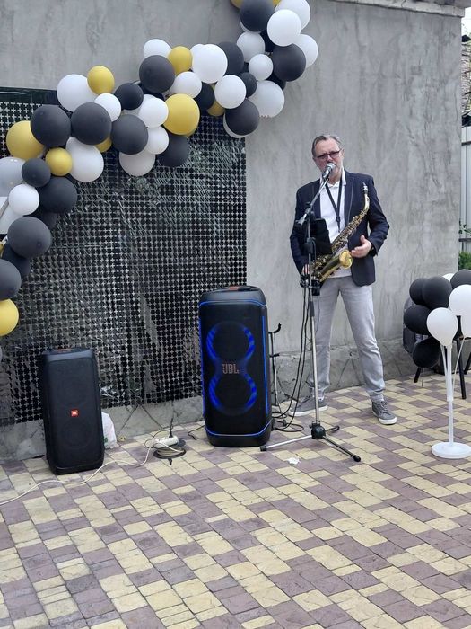 Саксофонист и DJ на ваше мероприятие.