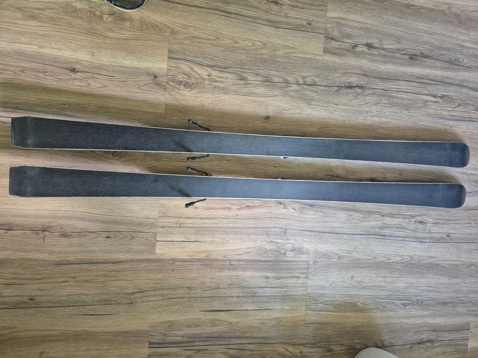 Używane narty Escape / Nova 150 cm