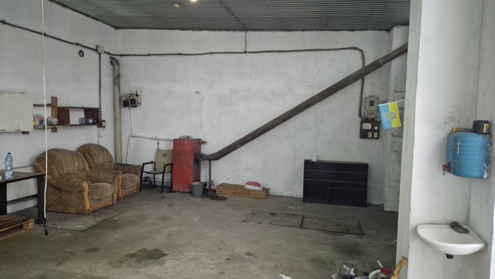 Продам гараж 24м кв