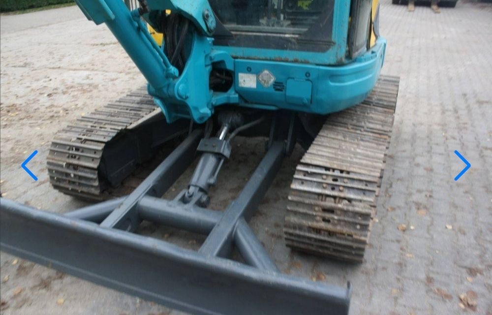 Mini giratória Kubota 5T