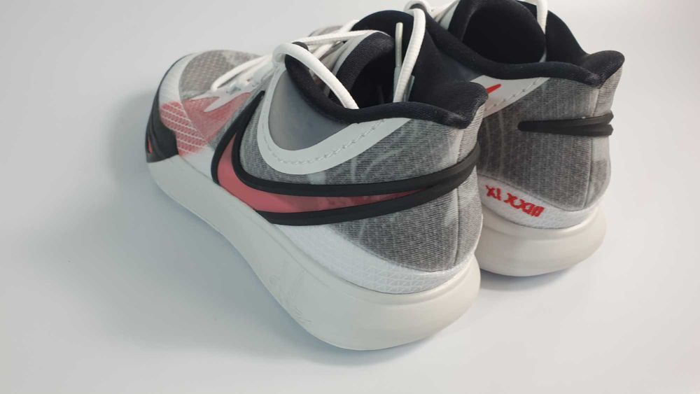 buty sportowe NIKE KYRIE 8 rozmiar 39