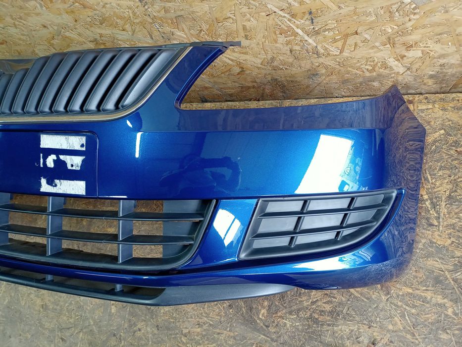 Skoda Fabia 2 FL lift zderzak przód przedni kolor D8D8 oryginał